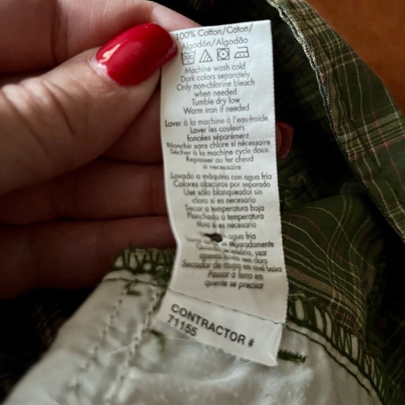 Calvin Klein Jeans - Shorts Size 4 - Picture 7 of 7